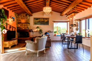 Villa con piscina e parco privato