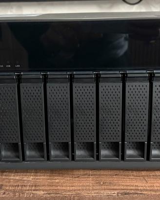 Qnap 8 bay TS-851-4G