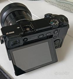 Sony Alpha 6000 + obbiettivo 30 mm f:2:8