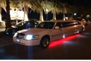 Lincoln Town Car Limousine
