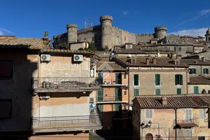 3 LOCALI A BRACCIANO