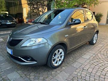 LANCIA Ypsilon 1.3 MJT 5 porte Neopatentati