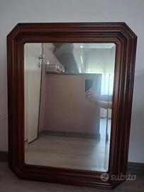 SPECCHIO CON CORNICE IN LEGNO