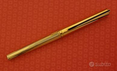 S.T. Dupont Classic Fountain Pen.