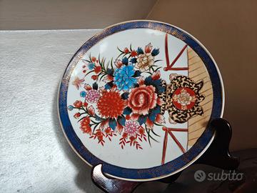 Piatti decorativi orientali con supporto