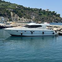 Barca azimut 43 fly