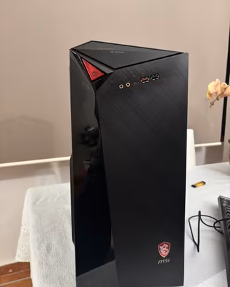 Postazione Gaming completa MSI curvo 144z+ monitor