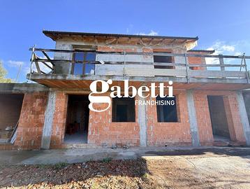 Villa o villino San Bartolomeo al Mare