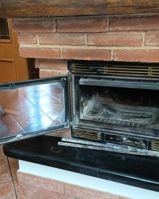 caminetto a legna palazzetti 