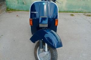 Vespa 150 arcobaleno
