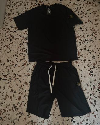 Completo estivo Stone Island taglia XL.