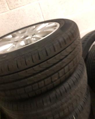 2 gomme estive Pirelli 205/55/16 91v