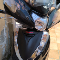 HONDA SH300i