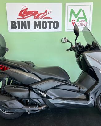 YAMAHA X-MAX 400