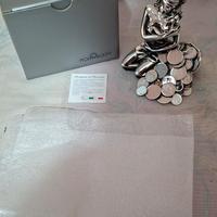 dea bendata seduta cornucopia monete moda argenti