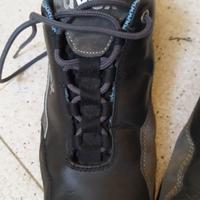 Scarpe antinfortunistiche UVEX 43