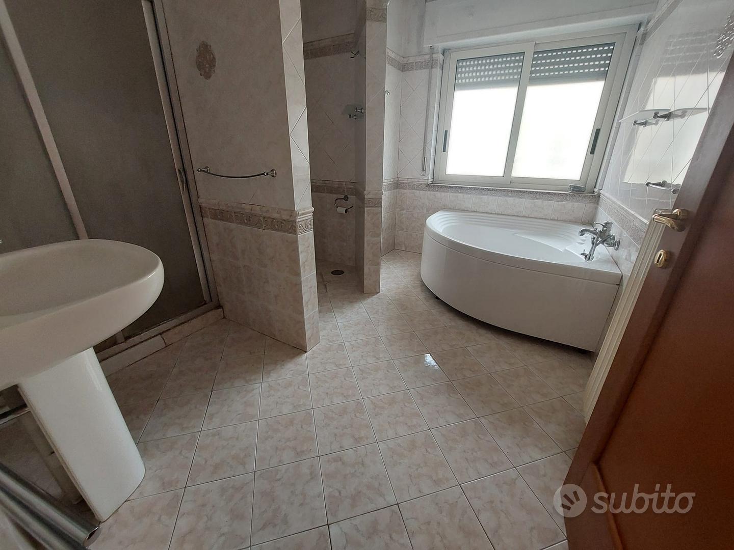 Appartamento con spazio esterno - Vista 3