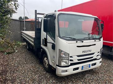 Isuzu patente B - cassone fisso