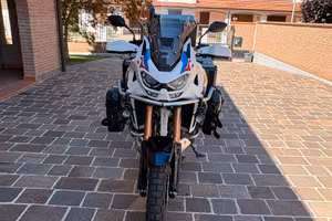 honda africa twin 1100 dct adventure