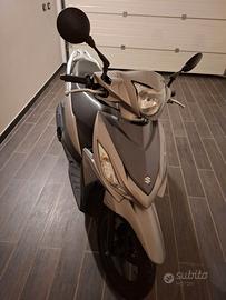 Scooter 110 cc 4 tempi