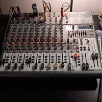 Mixer Behringer