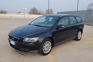 VOLVO V50 2005