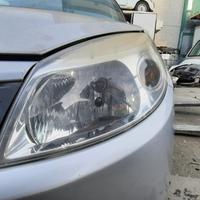 DACIA SANDERO 2009 - FARO ANTERIORE SINISTRO