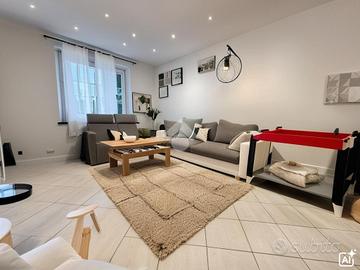 CASA SEMINDIPENDENTE A CERRETO D'ASTI