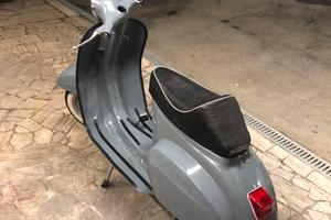 Vespa 50 r