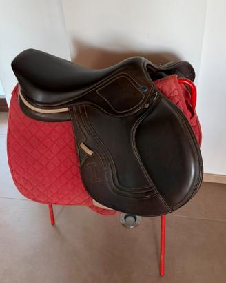 sella Ikonic da salto ostacoli