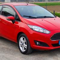 Ford Fiesta 1.2 60CV 3 porte Black & White Edition