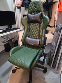 Sedia da gaming NOUA come nuova