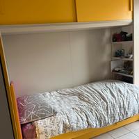 Cameretta per bambini con cabina armadio