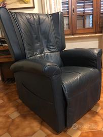 Poltrona elettrica motorizzata per anziani