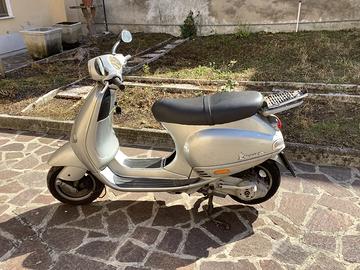Piaggio vespa 150