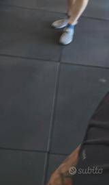 Lacertosus pavimentazione gommata