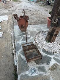 Macchina raccoglie olive antico