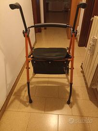 DEAMBULATORE CON SEDUTA NUOVO