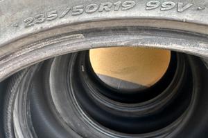 gomme estive Hankook Ventus S1 Evo SUV 235/50 R19