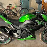 Moto kawasaki z300