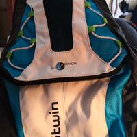 zaino da ciclista-alpinista con contenitore liquid