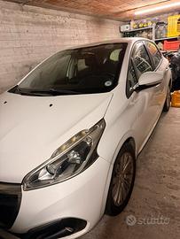 Peugeot 208 1.6 BlueHDi