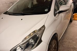 Peugeot 208 1.6 BlueHDi