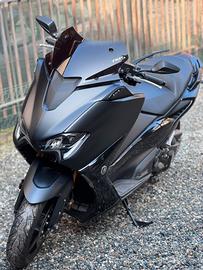 Tmax 560