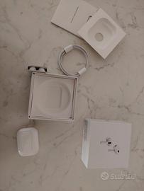 Apple AirPods Pro 2 (seconda generazione) 