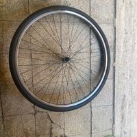 Copertone con cerchio 26