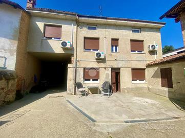 CASA SEMINDIPENDENTE A MOLINO DEI TORTI