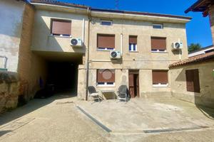 CASA SEMINDIPENDENTE A MOLINO DEI TORTI