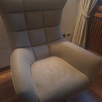 Poltorna girevole Jacob di Calia Italia