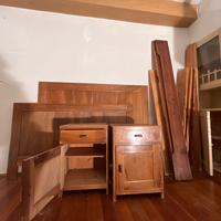 letto matrimoniale + 2 comodini